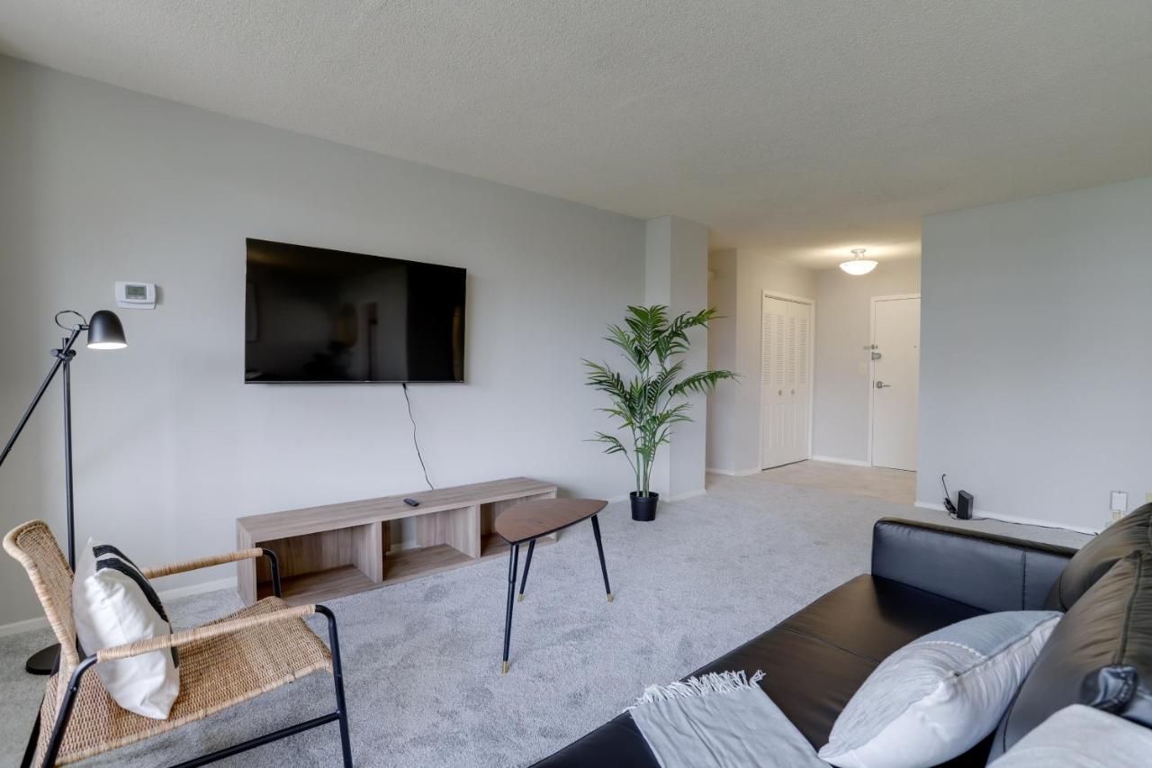 Spectacular 2/2 Apt @Crystal City With Gym Apartment Arlington Exterior photo