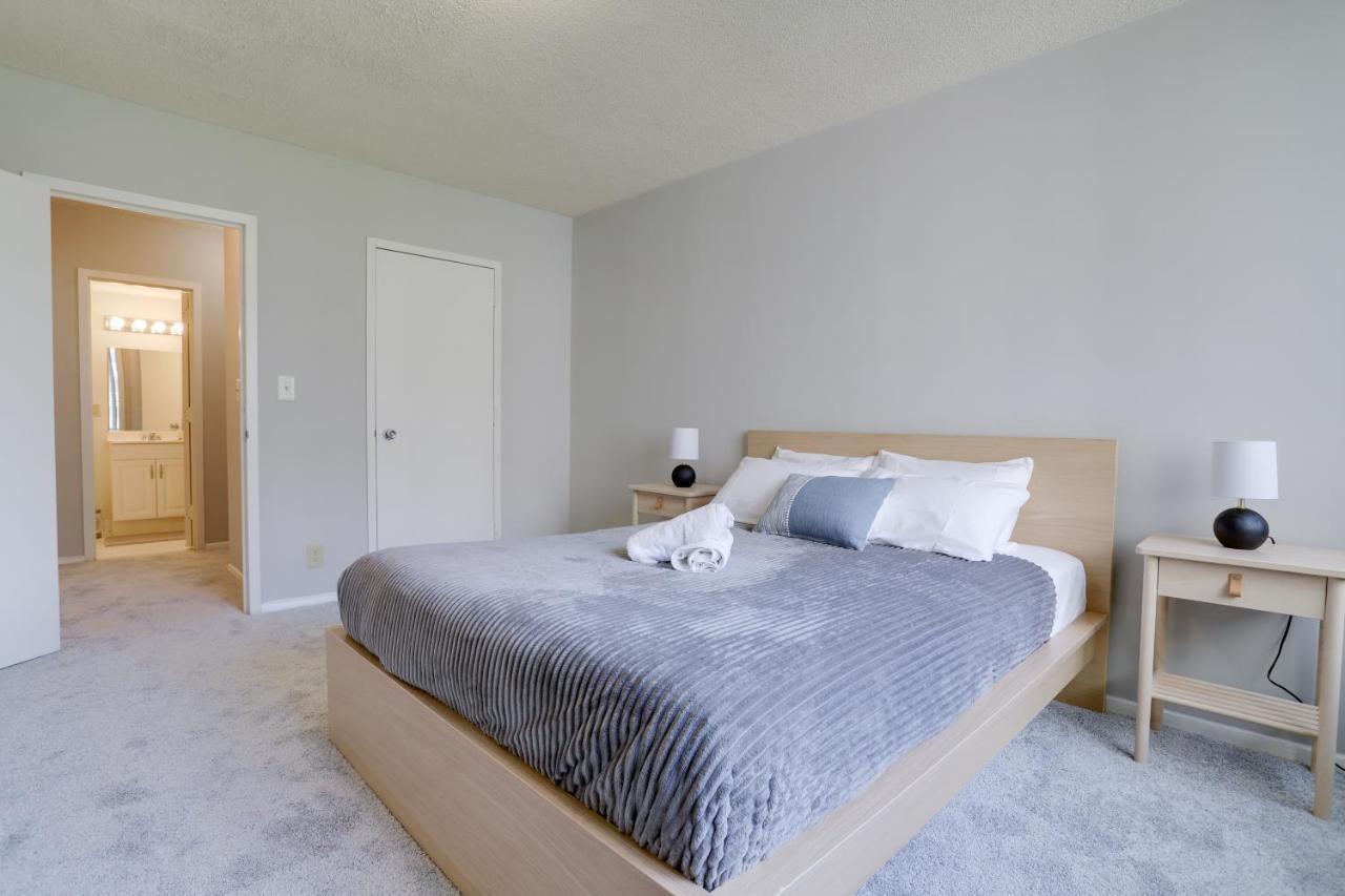 Spectacular 2/2 Apt @Crystal City With Gym Apartment Arlington Exterior photo