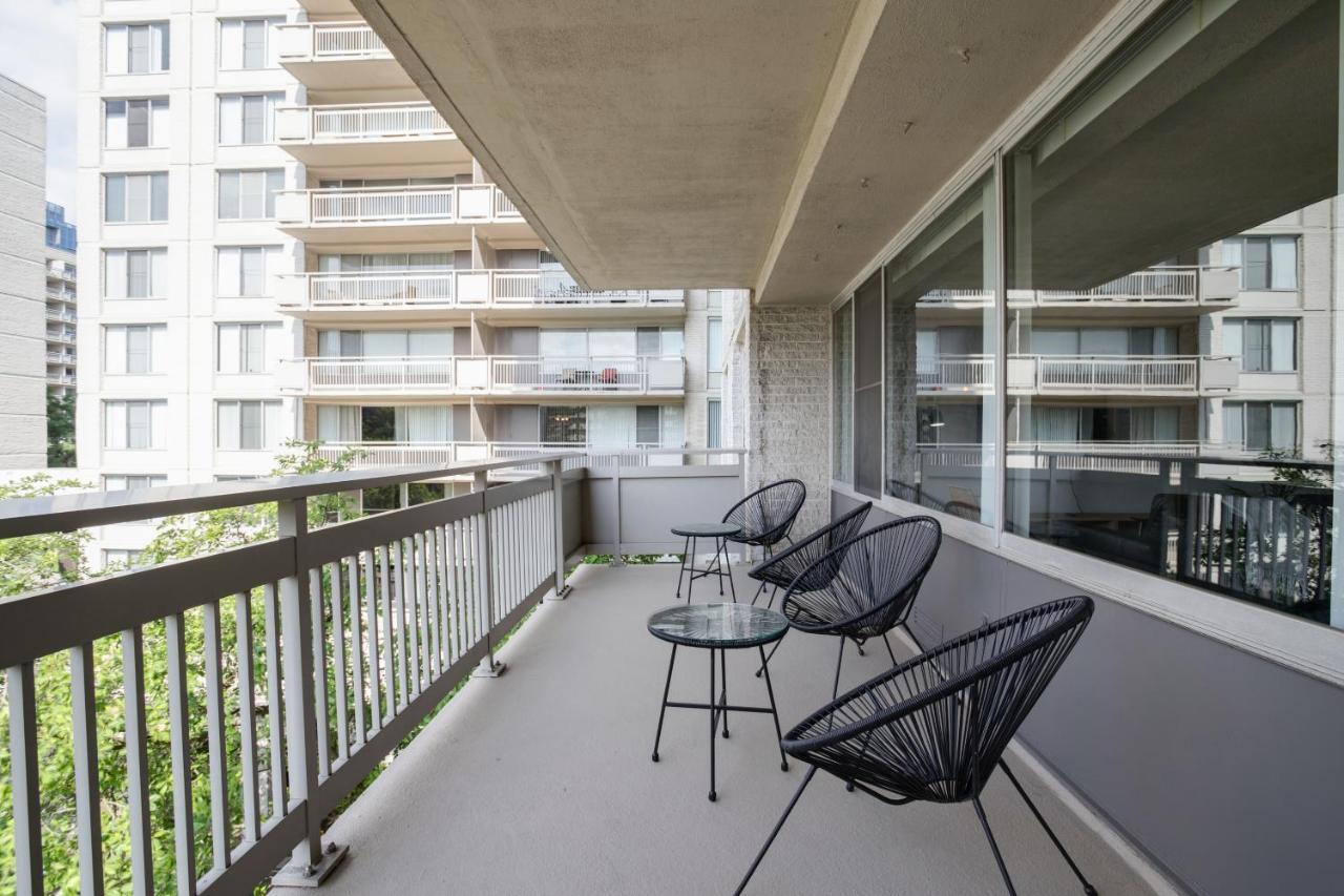 Spectacular 2/2 Apt @Crystal City With Gym Apartment Arlington Exterior photo